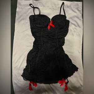VINTAGE Y2K LINGERIE TOP